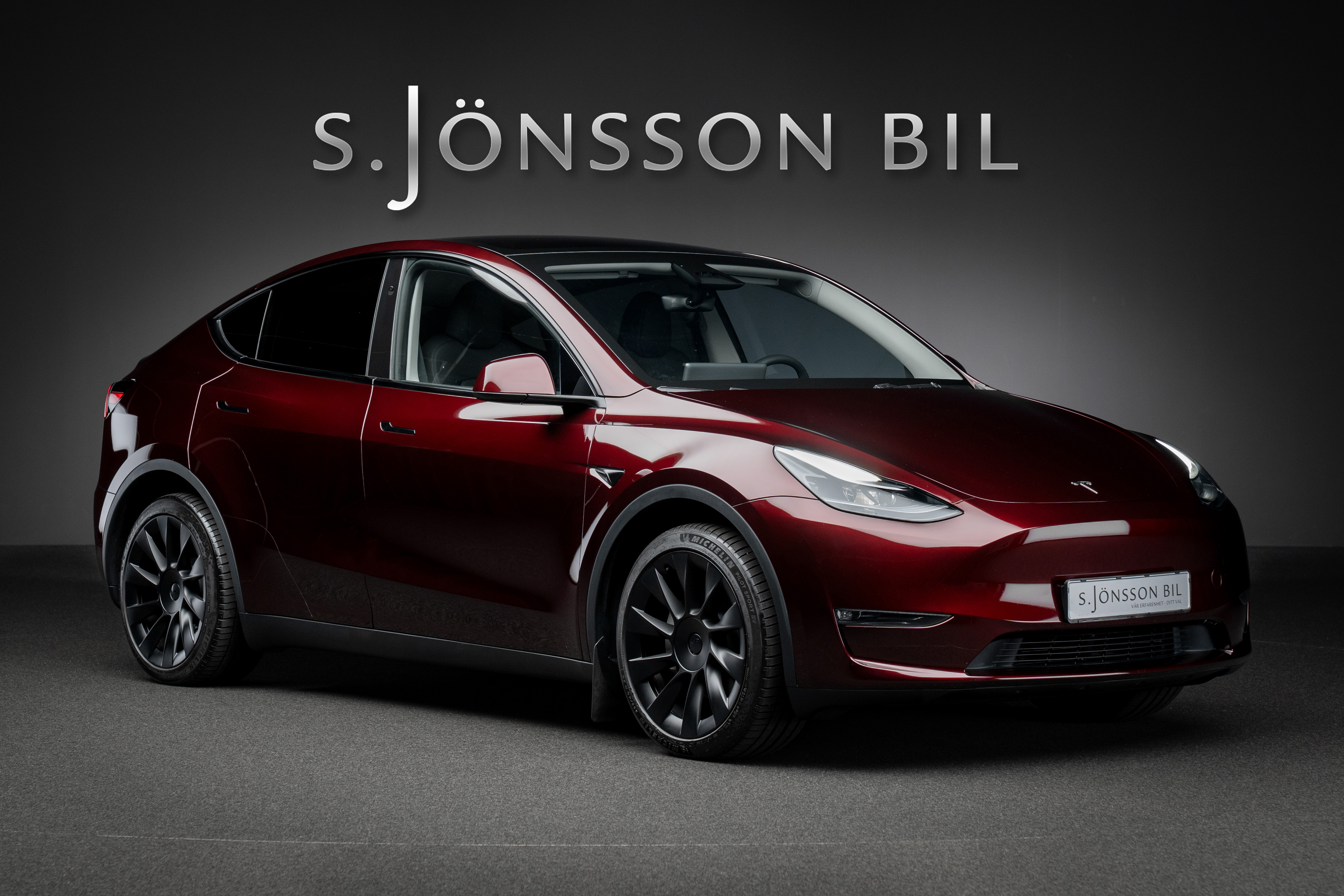 Tesla Model Y Long Range AWD till försälning