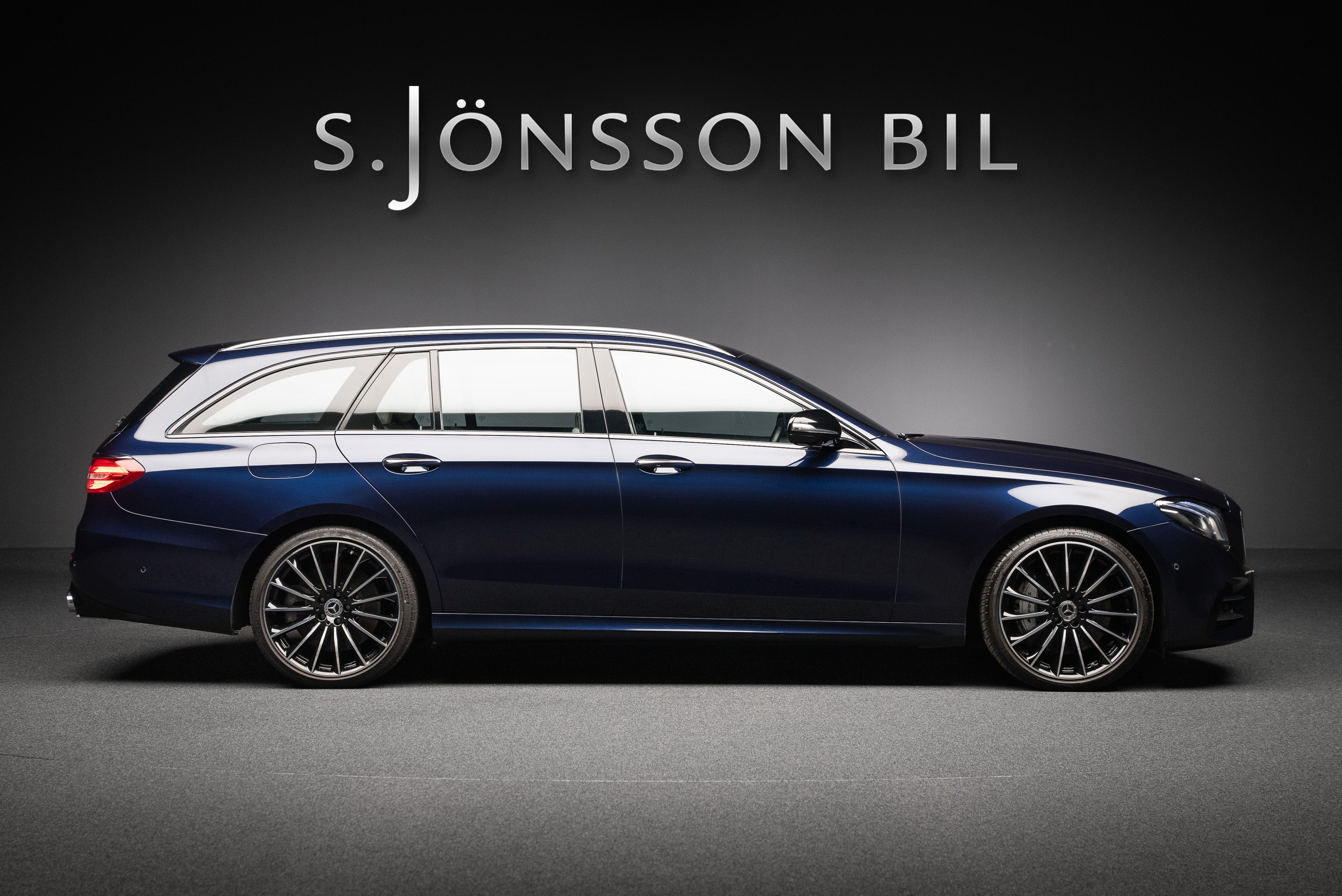 Mercedes-AMG E 53 4MATIC+ till försälning