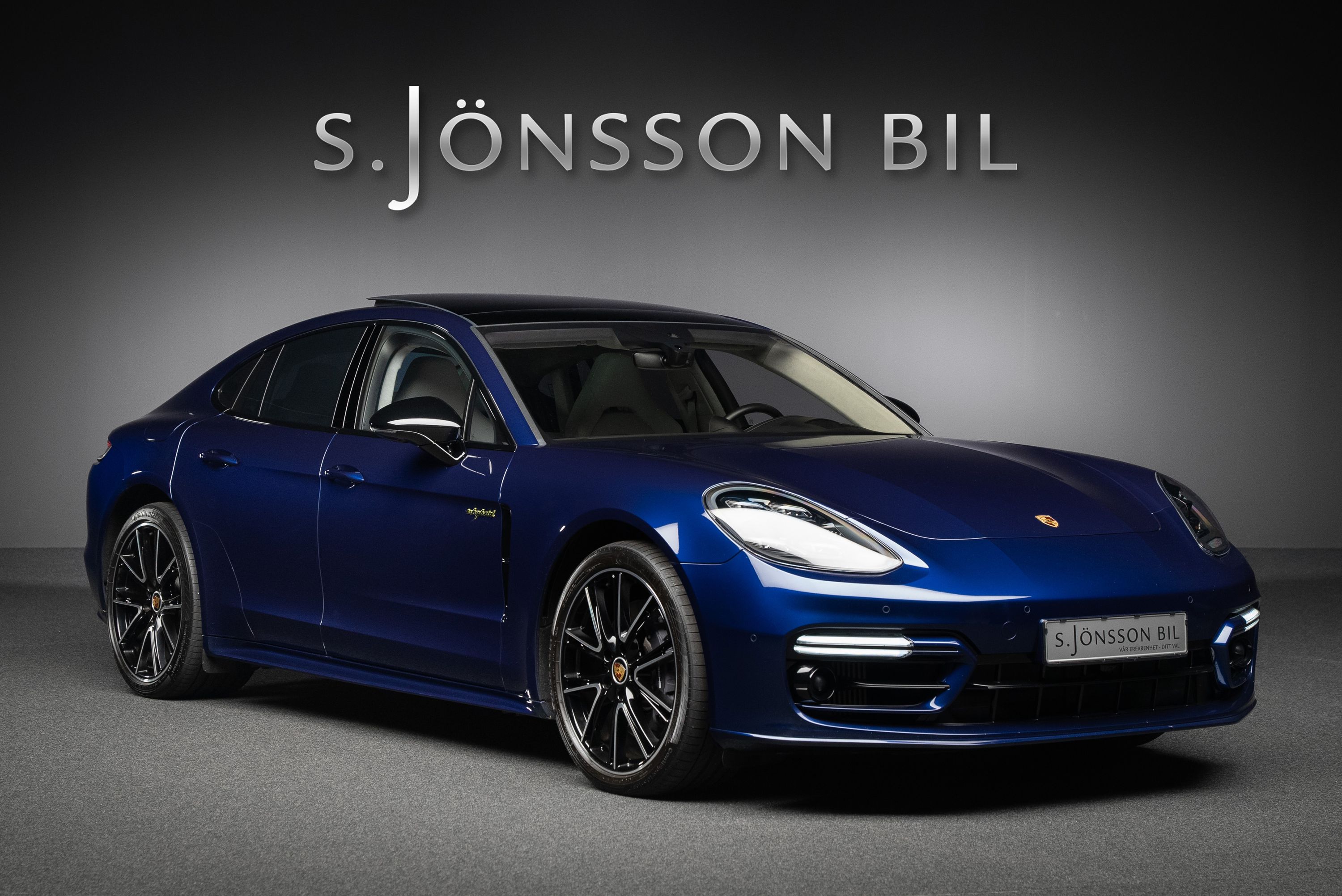 Porsche Panamera 4 E-Hybrid till försälning