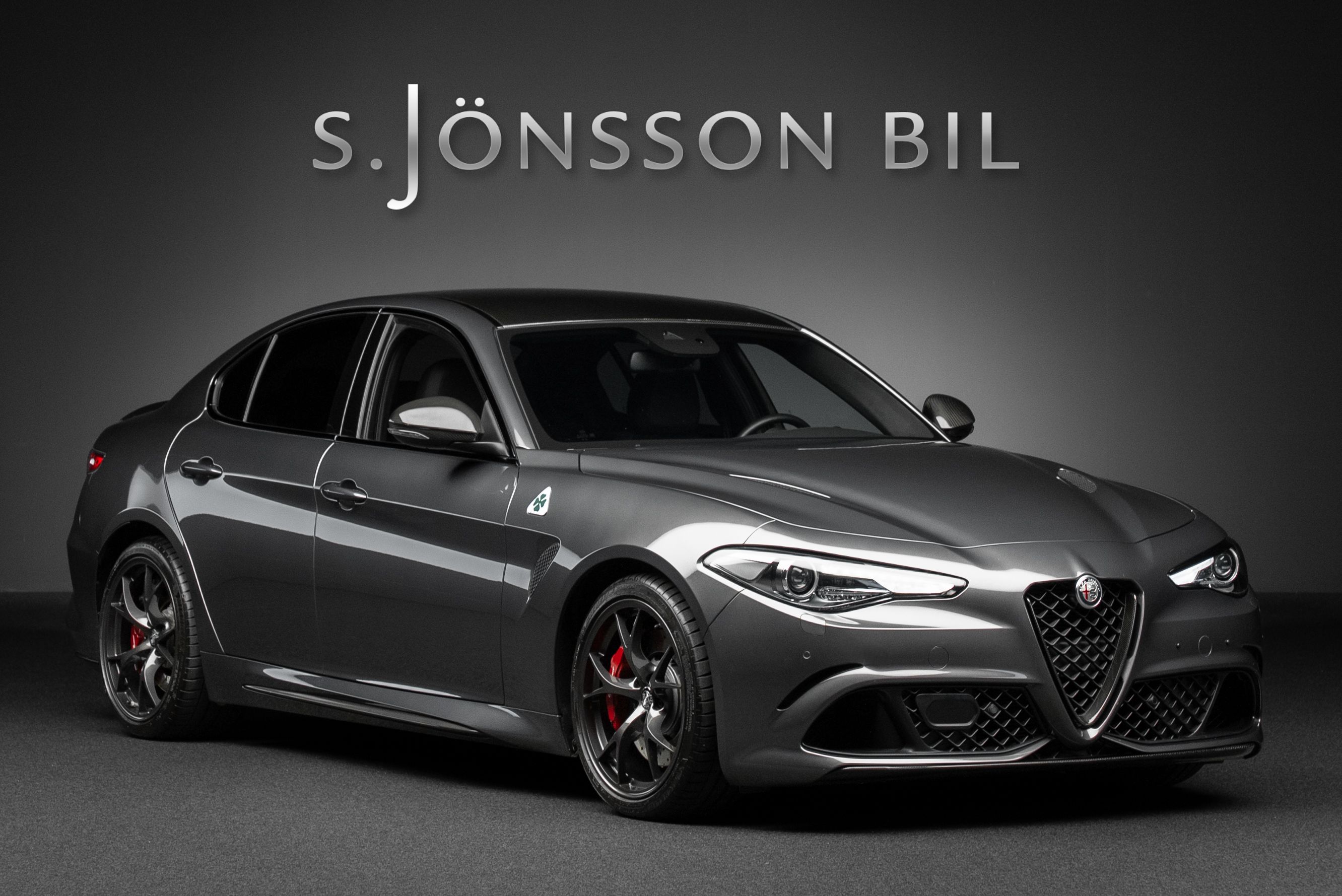 Alfa Romeo Giulia Quadrifoglio till försälning