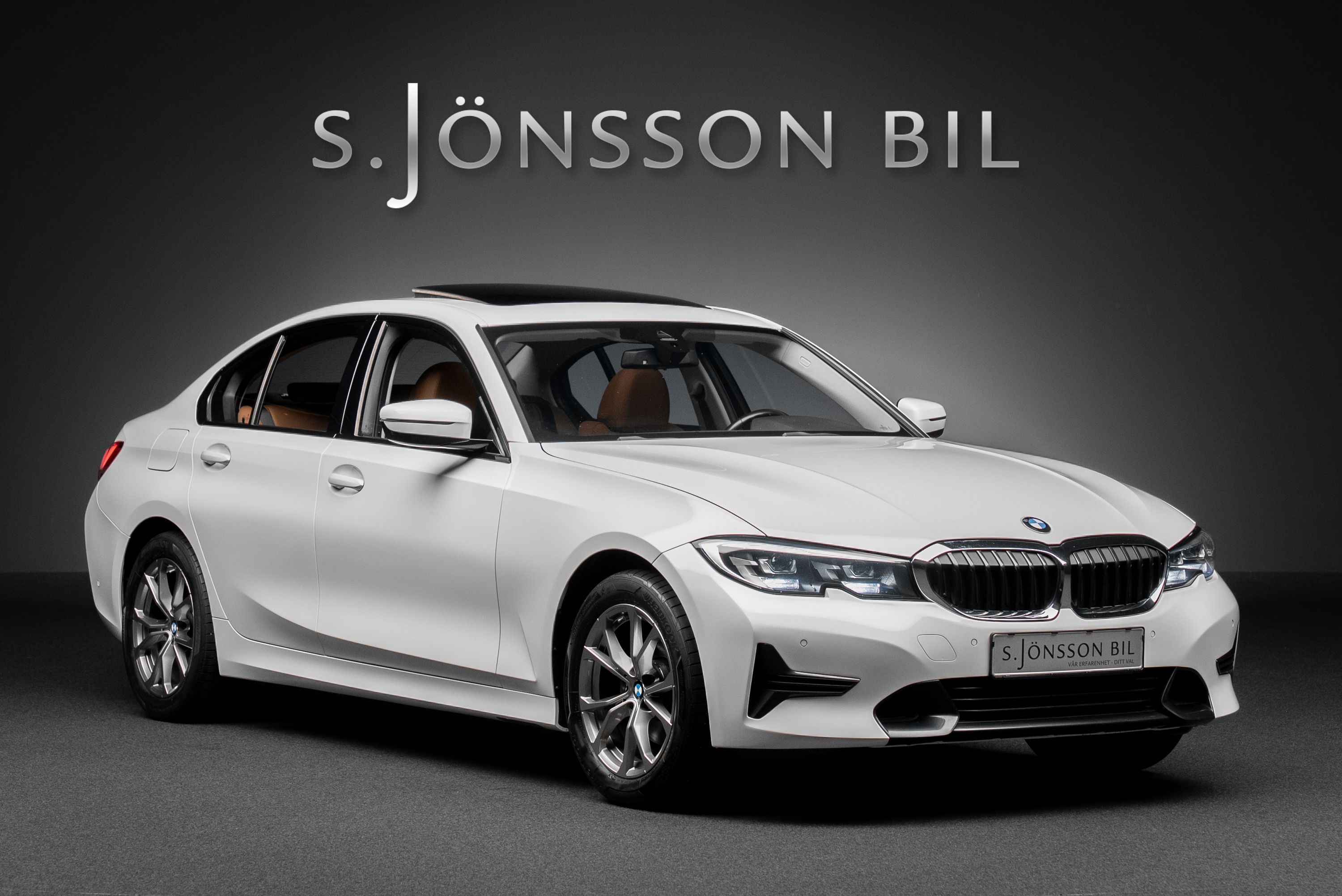 BMW 320i Sport Line till försälning