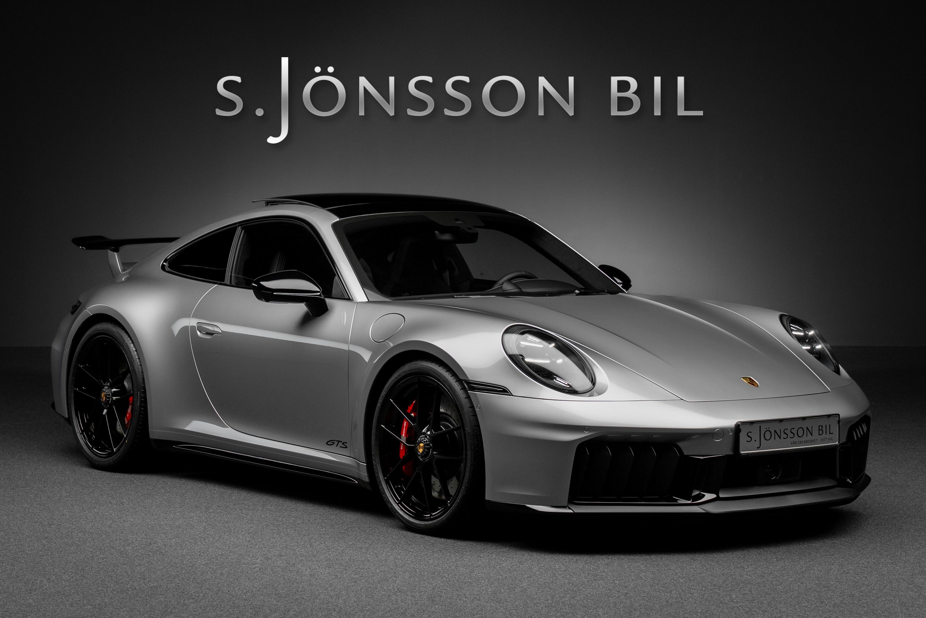 Porsche 911 Carrera 4 GTS